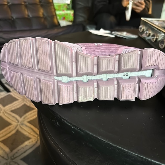 On Running Women's Purple Running Shoes - Picture 3 of 7